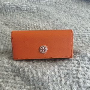 NWT Tory Burch Glasses Case